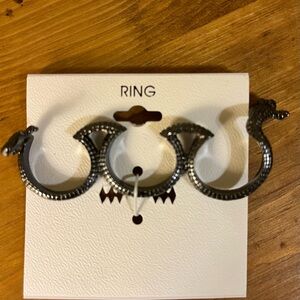 Alligator three finger ring in gun metal size 6 -7